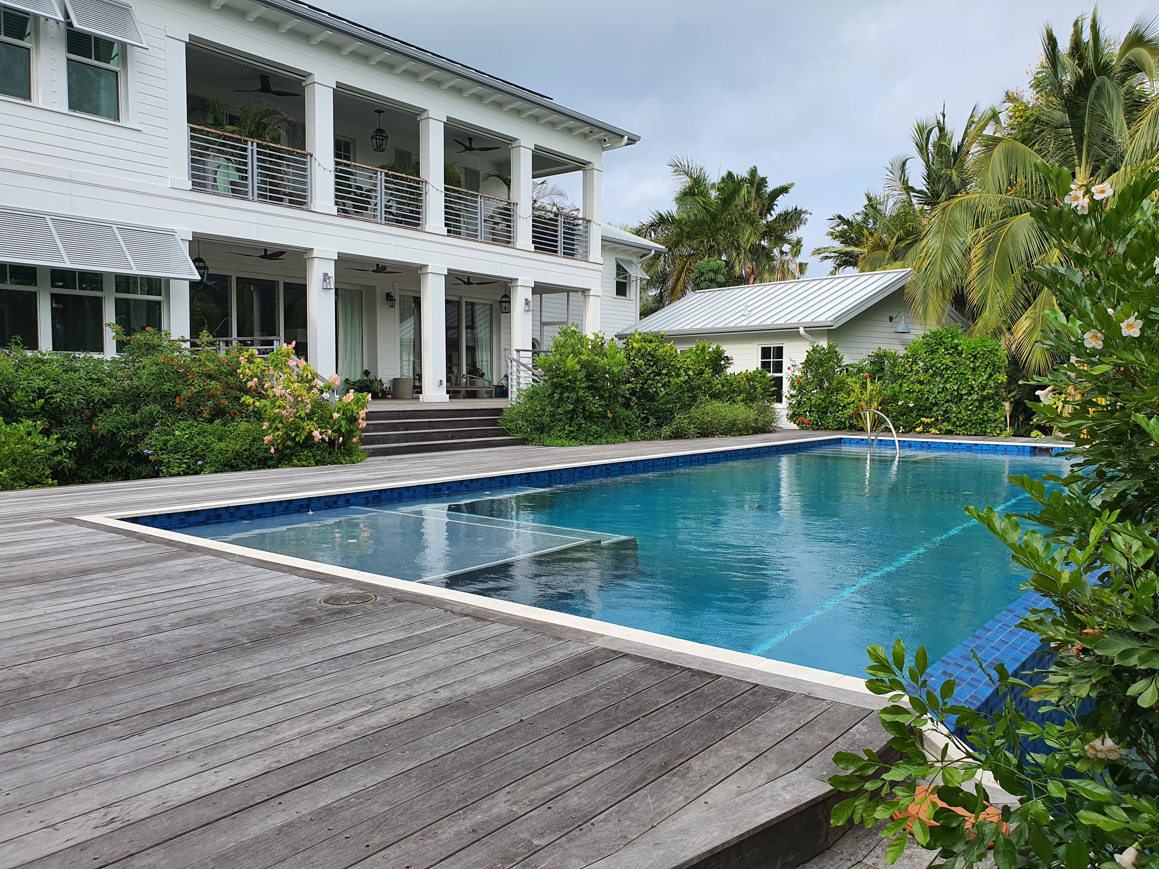 Canal Point Colonial Residence - Image 1